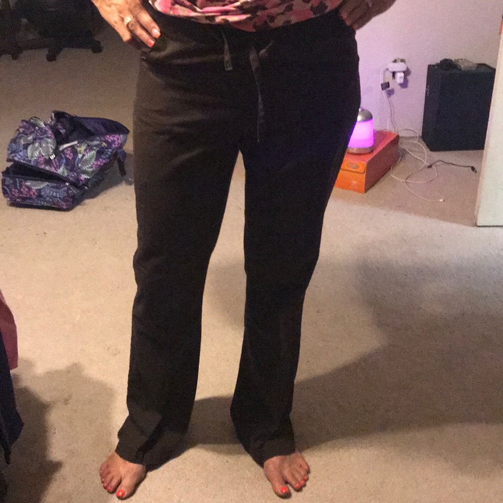 Scrub pants